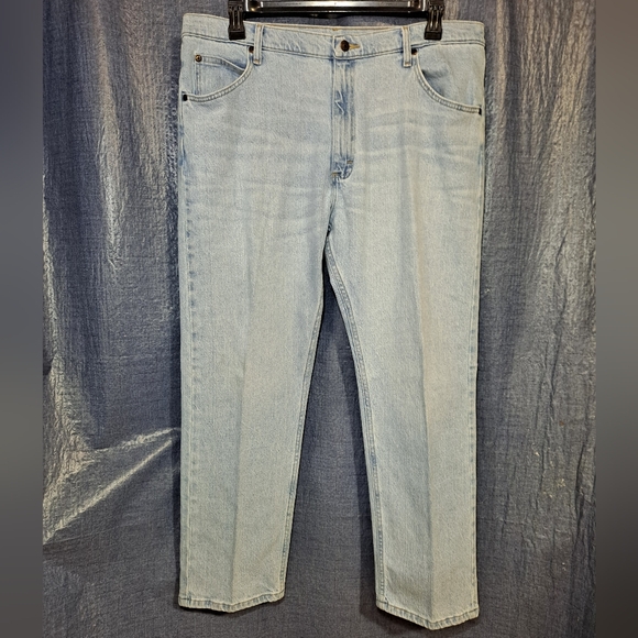 Wrangler Premium Quality Jeans Men's 38x29 Blue Stretch Denim Straight 5-Pocket - Picture 3 of 11